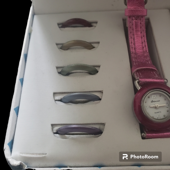 Girls Watch Set - Picture 3 of 5